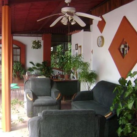 Hotel Jackie'S House Puntarenas Dış mekan fotoğraf