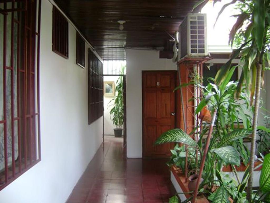 Hotel Jackie'S House Puntarenas Oda fotoğraf
