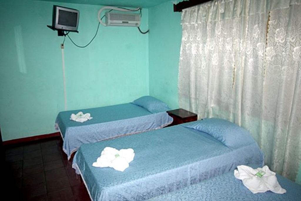 Hotel Jackie'S House Puntarenas Oda fotoğraf