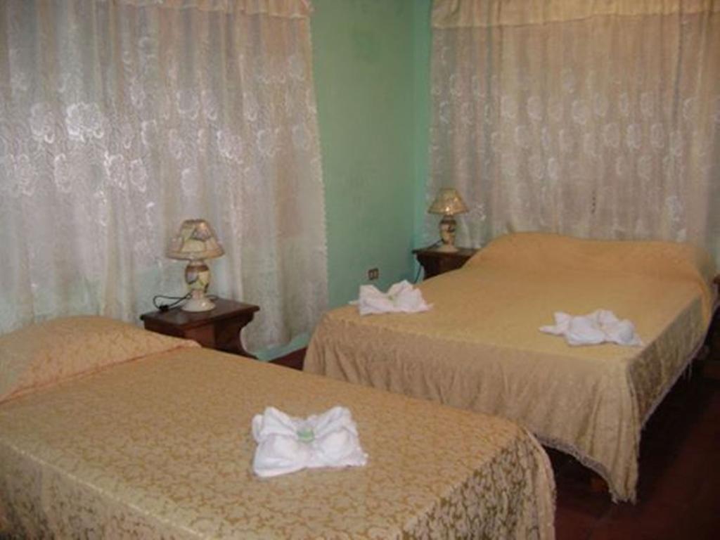 Hotel Jackie'S House Puntarenas Oda fotoğraf