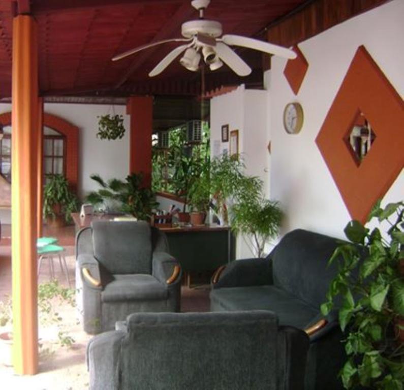 Hotel Jackie'S House Puntarenas Dış mekan fotoğraf